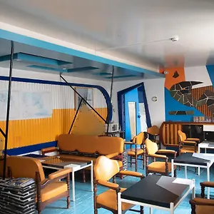 https://hotel-modern.inbrittany.com