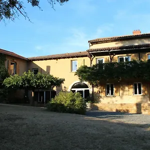 https://le-vallon-des-ronzieres.hotels-rhonealpes.com